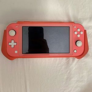 Nintendo Switch Lite Coral
